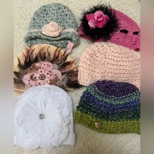 Lot of 6 Infant beanies